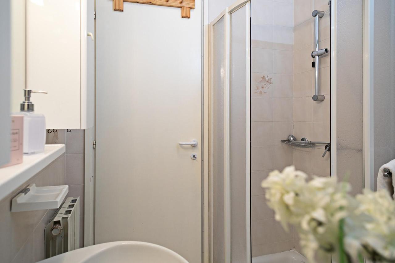 Apartment Ortensia - Regarda Travel Lazise Exteriör bild