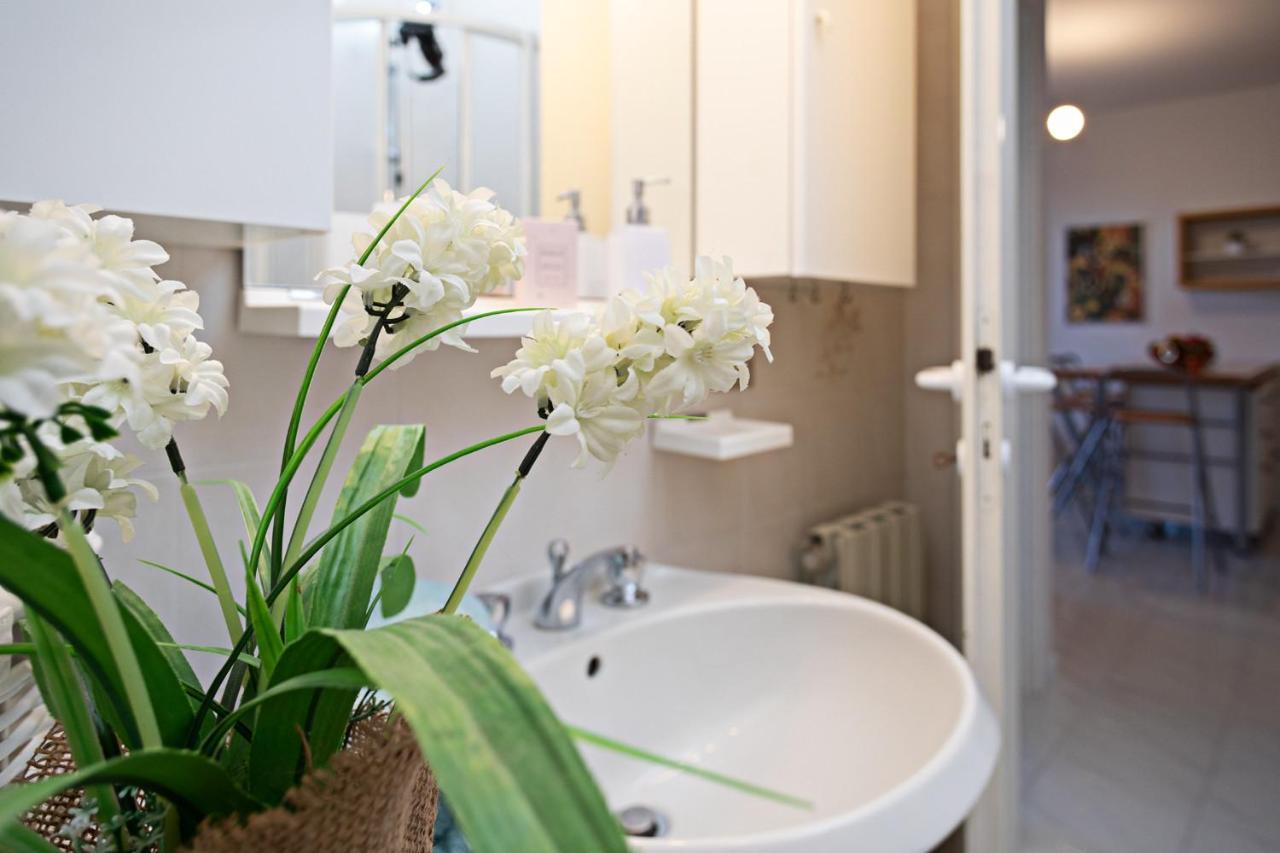 Apartment Ortensia - Regarda Travel Lazise Exteriör bild